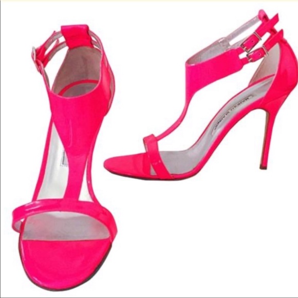 Manolo Blahnik Strattina Sandal - Picture 2 of 16